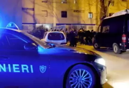 Uccide il marito con il cacciavite, arrestata nel Siracusano